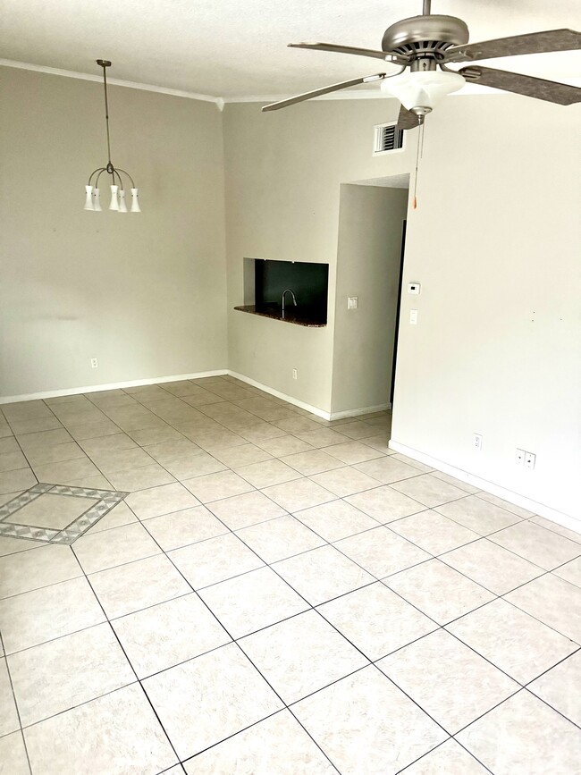 Building Photo - 4826 S Semoran Blvd