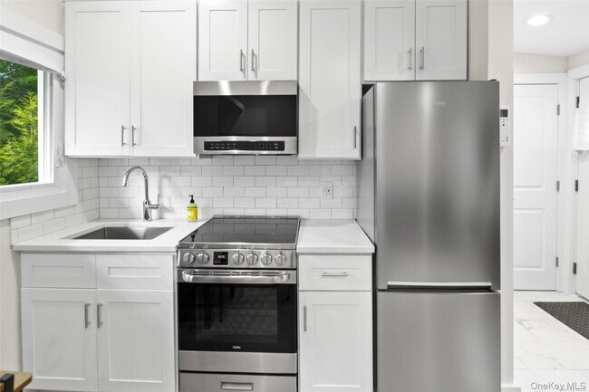 Foto del edificio - 25 Peters Ln