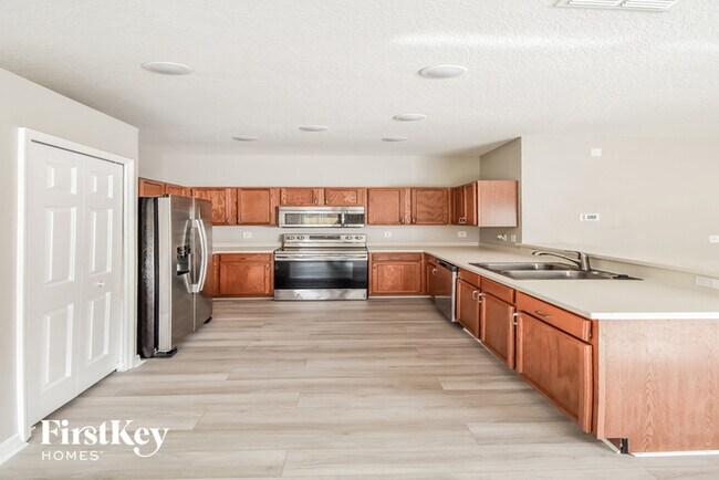 Foto del edificio - 722 Parsons Pointe St