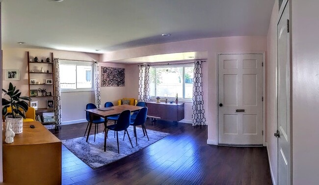 Building Photo - 6532 Gross Ave