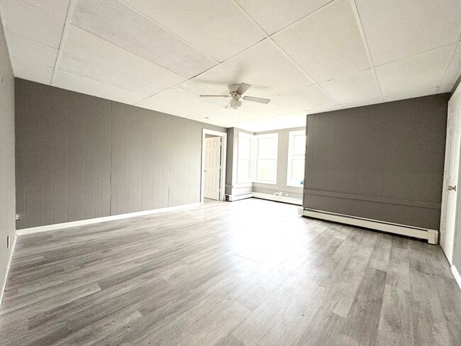 Building Photo - 332 Kimball St