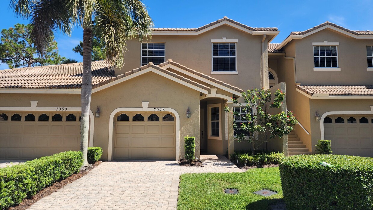 Primary Photo - 7028 Torrey Pines Cir