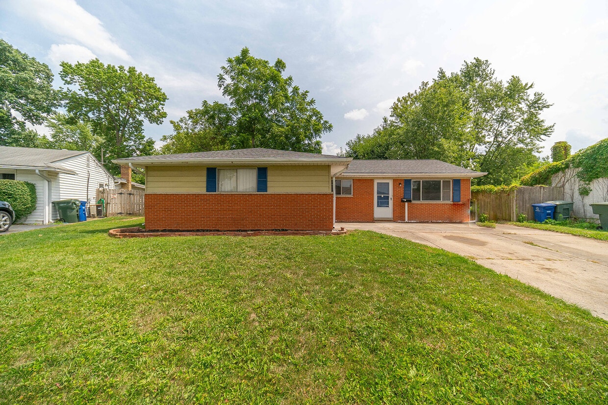 2588 Maybury Rd, Columbus, OH 43232 House Rental in Columbus, OH