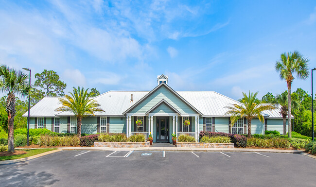 Building Photo - MAA Emerald Coast