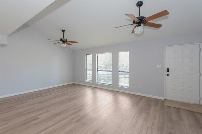Building Photo - 3743 Sunrise Dr