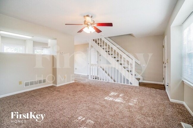 Building Photo - 2958 Badger Dr