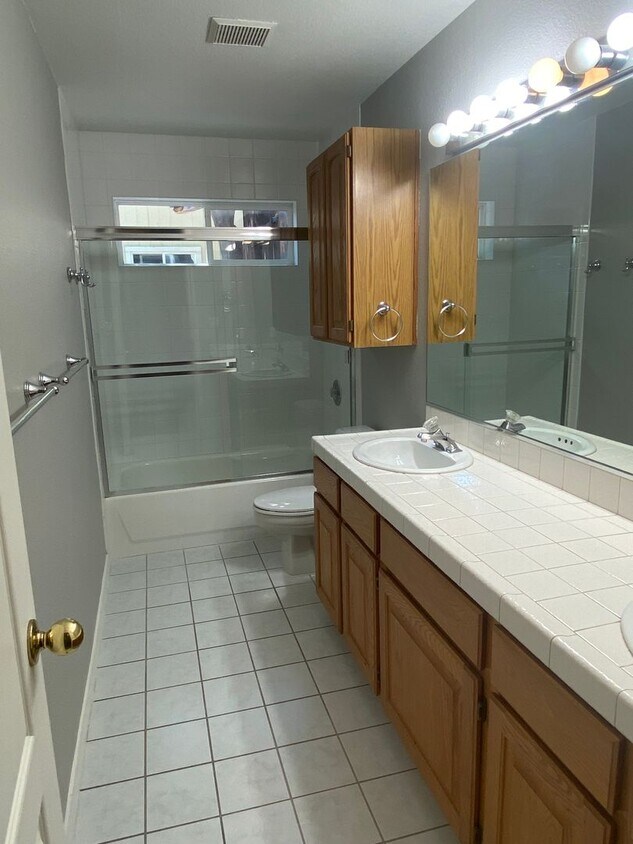 Primary Photo - 3 bedroom, 2 bath recently updated