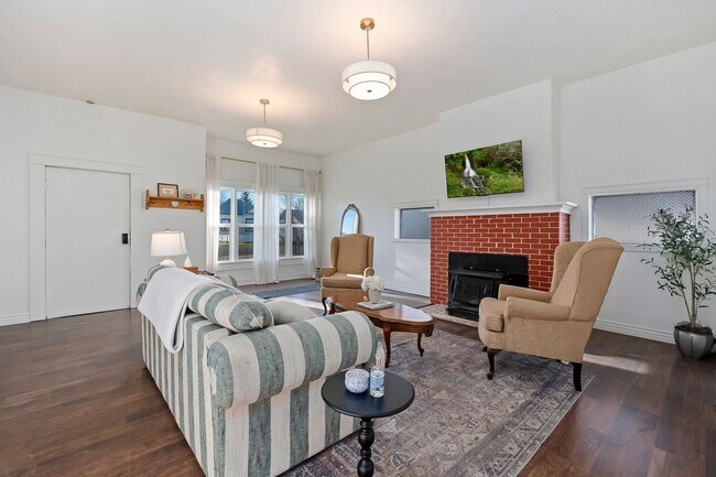 Foto del edificio - 520 5th Ave N