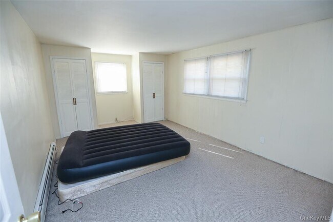 Foto del edificio - 40 Bluefields Ln