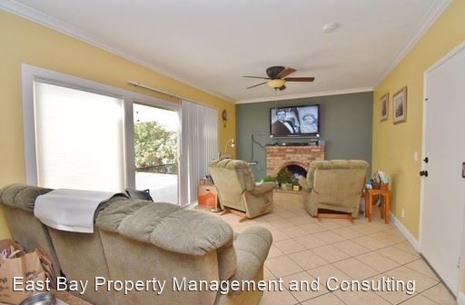 Building Photo - 3 br, 2 bath House - 34809 Begonia St.