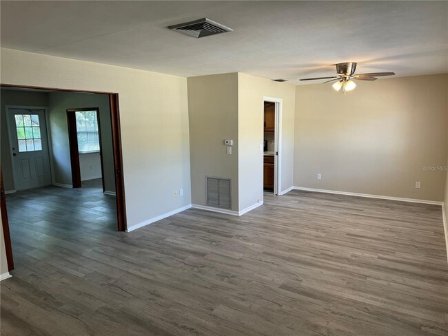 Building Photo - 3390 Keene Park Dr