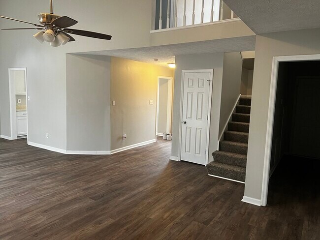 Foto del edificio - 1808 Countryside Ln NW Huntsville, AL 35806