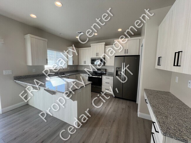 Foto del edificio - 3 Bed - 2.5 Bath, New Construction, Large Condo - 2 Car Garage