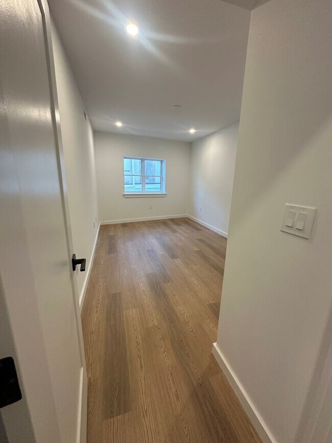 Foto del edificio - Welcome to the Oswalds Place Apartments!