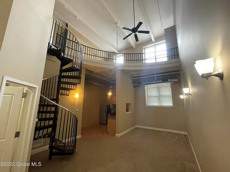 11 Fremont St, Gloversville, NY 12078 Room for Rent in Gloversville