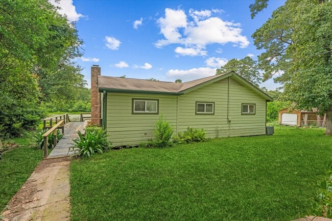 Building Photo - 11104 Quinlan North Lake Dr