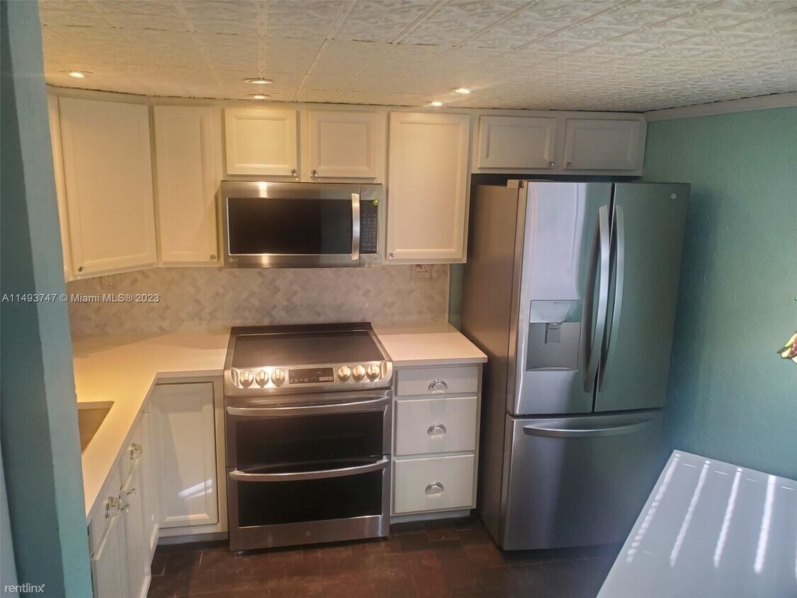 Foto principal - 3 br, 2 bath House - 2507 San Remo Cir