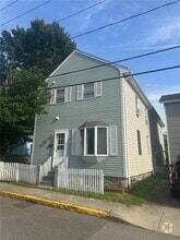 Building Photo - 17 Mcallister St