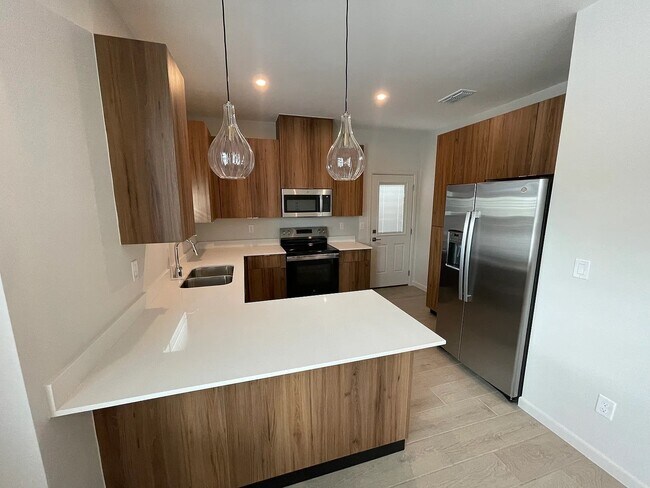 Foto del edificio - 3317 Duke Ave