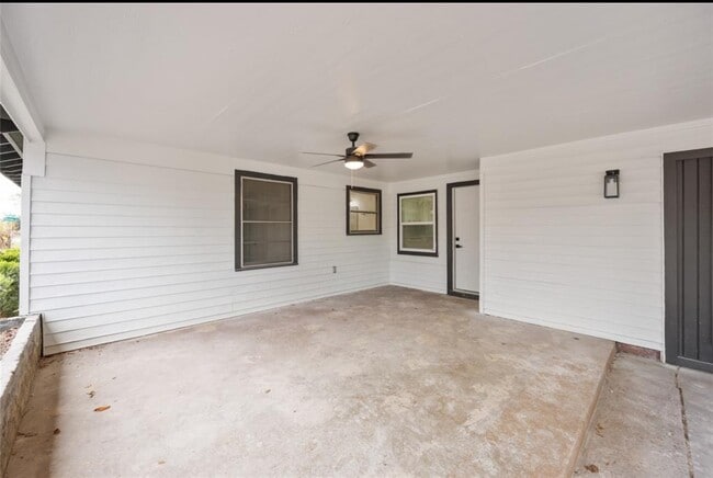 Building Photo - 7425 Rhobell St