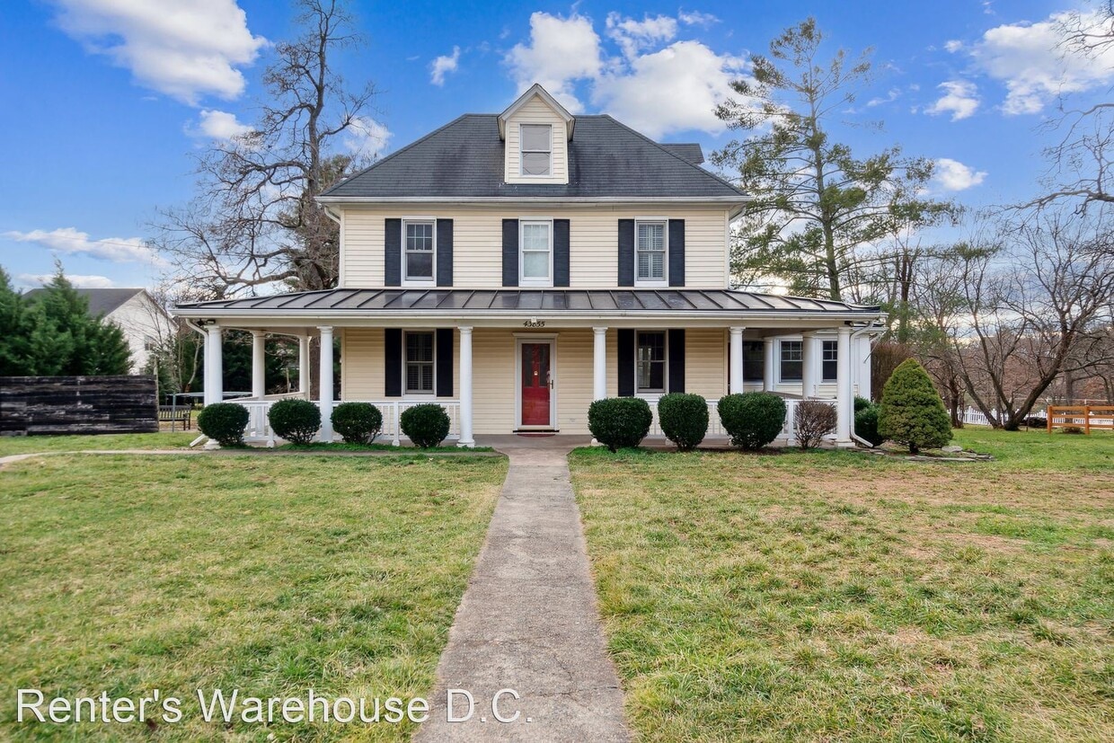 43855 Jenkins Ln, Ashburn, VA 20147 House Rental in Ashburn, VA