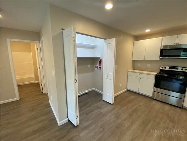 Foto del edificio - 233 Majestic Vine Ln