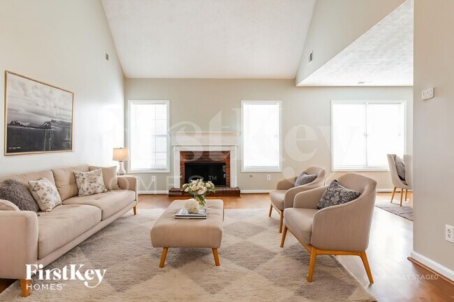 Foto del edificio - 120 Grayview Ct
