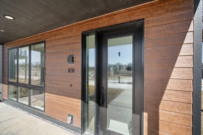 Foto del edificio - 4199 E Hemlock Dr