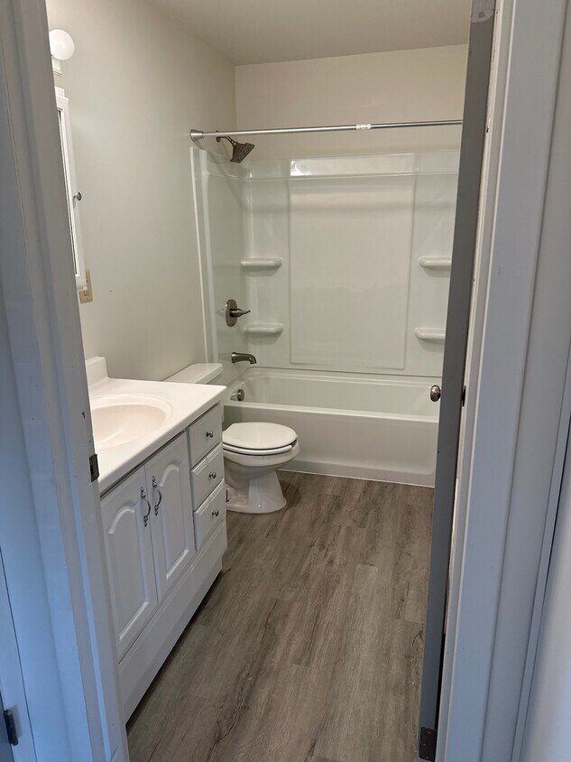 2663 Turner St Unit 1, Fairbanks, AK 99701 Room for Rent in Fairbanks