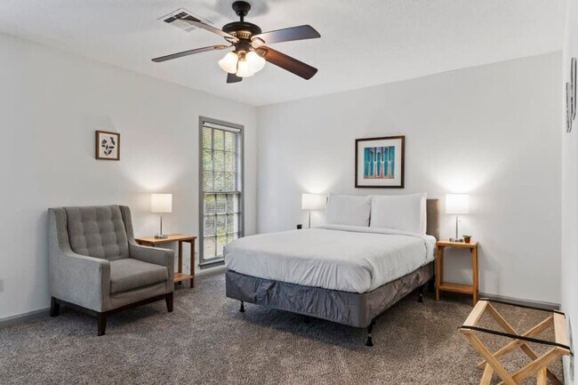 Foto del edificio - 4318 White Acres Rd