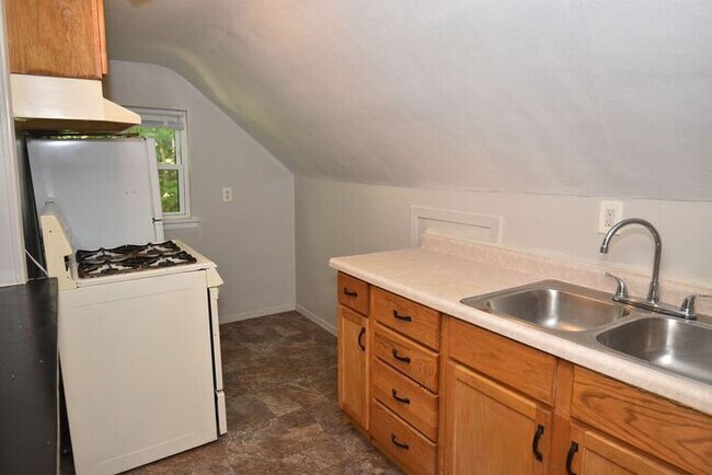 Foto del edificio - South Side 3rd Floor Apartment for Rent
