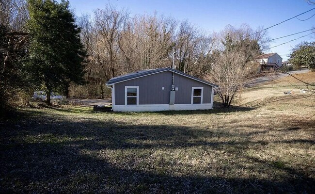 Foto del edificio - Lenoir City 37771 - Available Furnished or...
