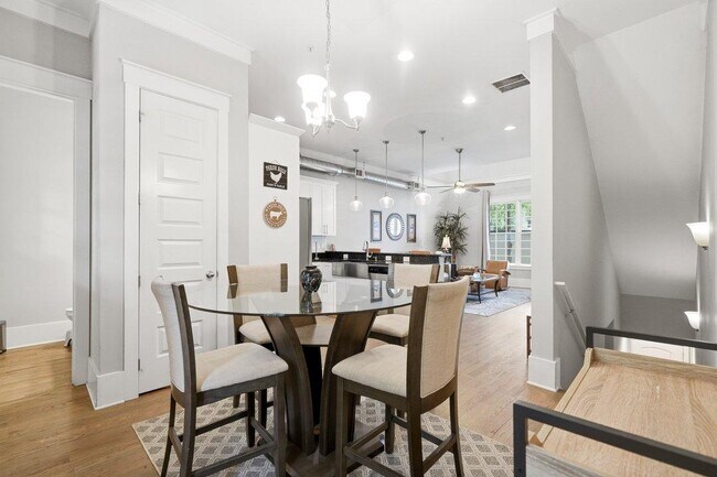 Foto del edificio - 3371 Dogwood Dr