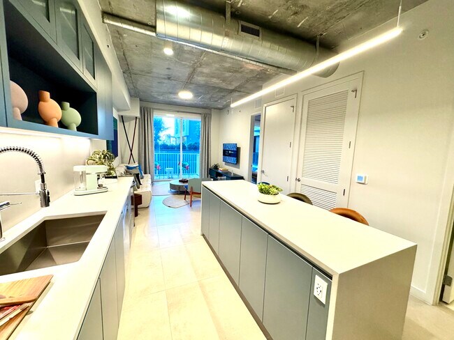 Foto del edificio - 1941 NW 3rd Ave