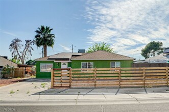 Building Photo - 1720 E Carson Ave