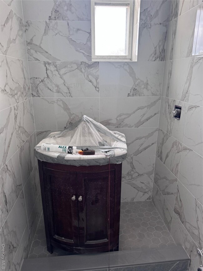 Foto del edificio - 70-15 66th St