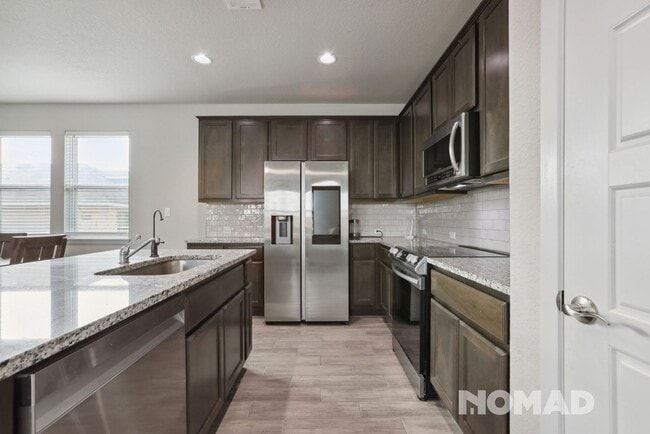 Foto del edificio - 209 Lake Placid Run