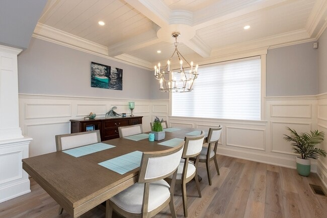 Foto del edificio - 25 Cushing Ave