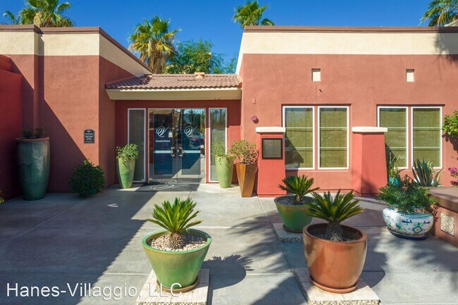 Building Photo - 1 br, 1 bath Apartment - Villaggio at La Q...