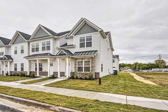 Building Photo - 124 Carver Ln