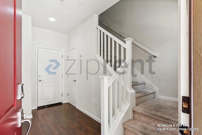 Foto del edificio - 5650 Campbell Ln