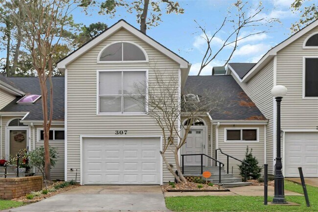 Foto del edificio - 3307 Golden Trails Dr
