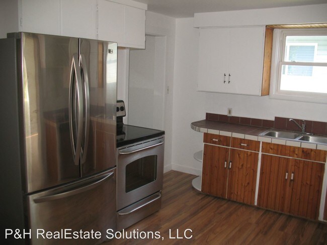 Foto del edificio - 617 7th St NE