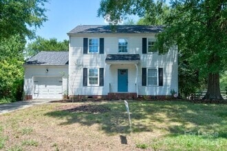 Building Photo - 11205 Vintage Ln