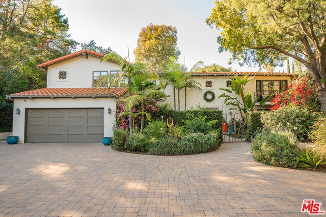 Building Photo - 11670 Duque Dr