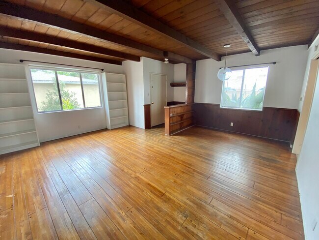 Foto del edificio - 8890 Hubbard St