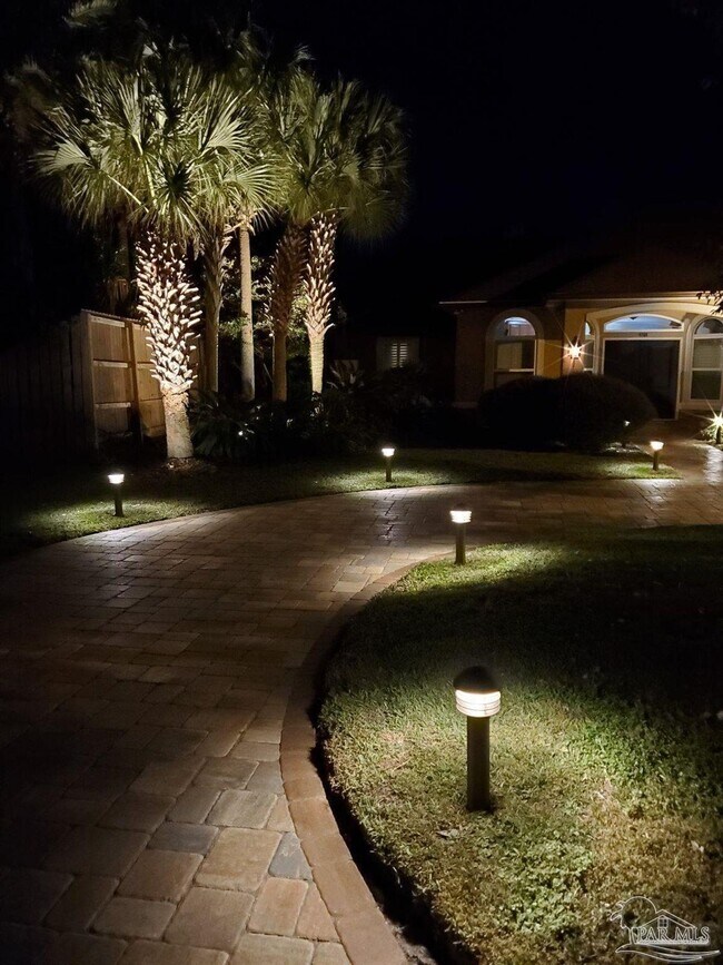 Foto del edificio - 4166 Madura 4