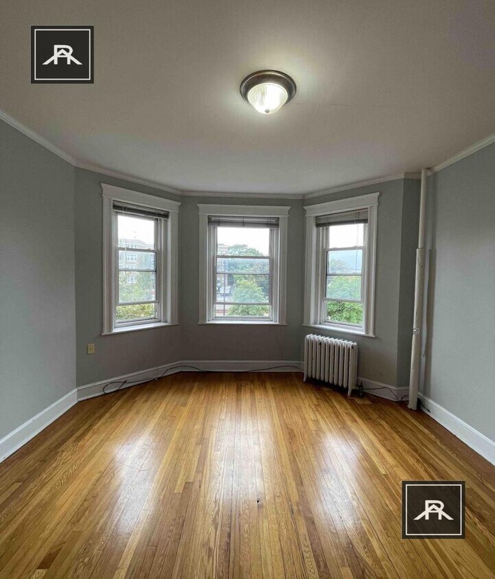 Foto principal - 1 bedroom in Brighton MA 02135