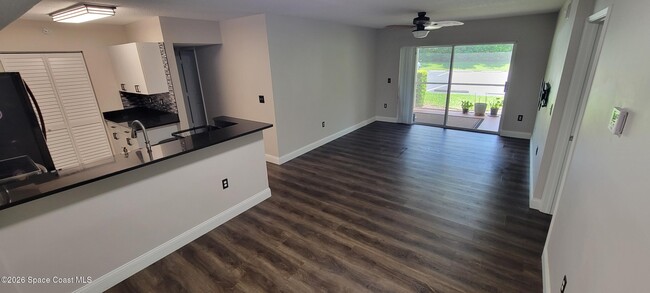 Foto del edificio - 1590 S 42ND Cir