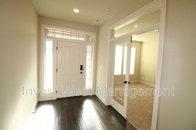 Foto del edificio - 2317 NW 41st Ave